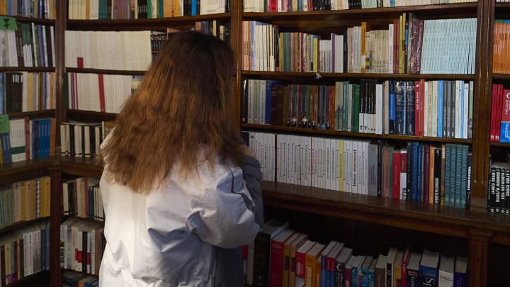 Historic Book Shop 'Pergamo' Closes In Madrid